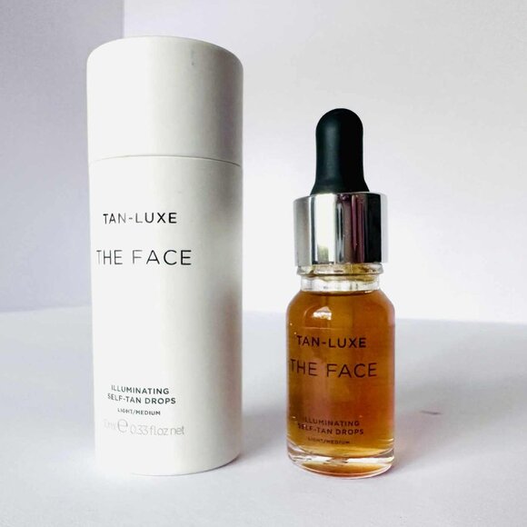Tan-Luxe “The Face” Illuminating Self-Tan Drops Mini (Light/Medium)– 10ml - Picture 1 of 5